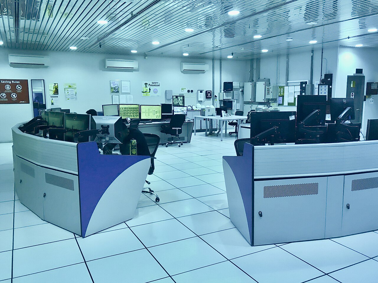ห้องควบคุม SCADA ของโรงงาน