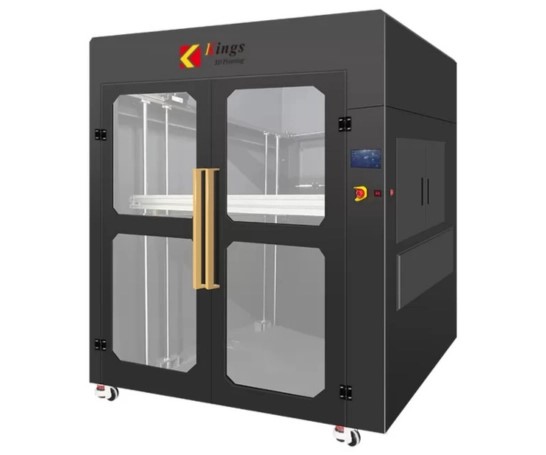 เครื่องพิมพ์สามมิติ FDM และชิ้นงานที่พิมพ์เสร็จ