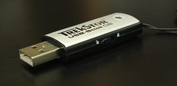 USB และ Removable Media ในโรงงาน: ช่องโหว่เล็กๆ ที่ทะลุทะลวง Air Gap — จาก Stuxnet ถึง NIST SP 1334